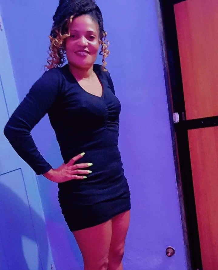 Ronah – South African escort in Candolim, Goa — 4 / 5