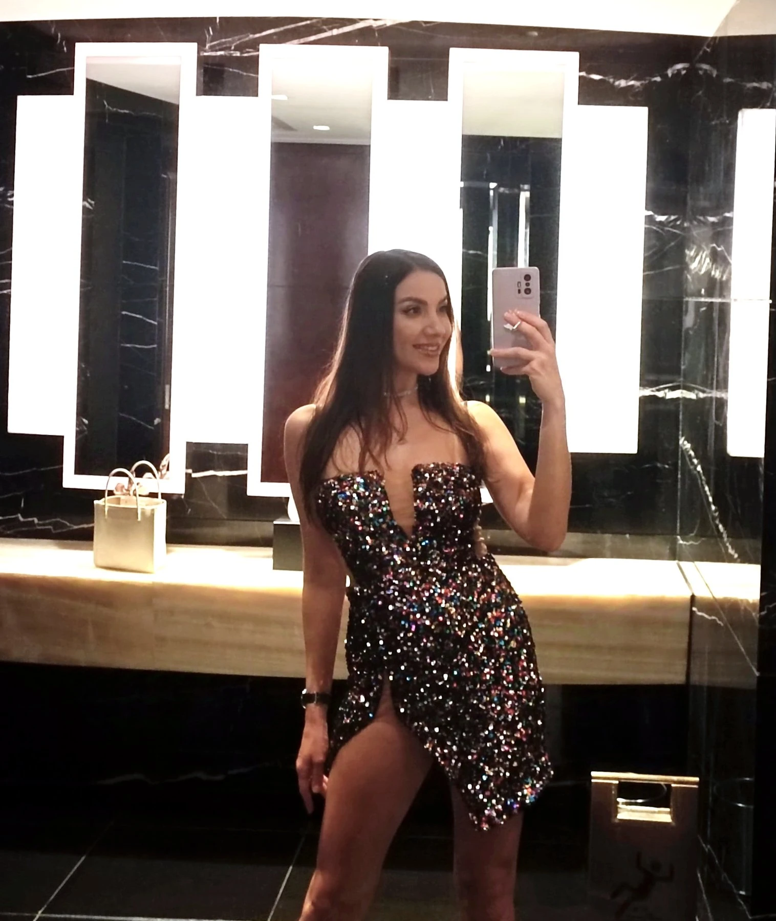 Riri – Russian escort in Hong Kong — 8 / 11