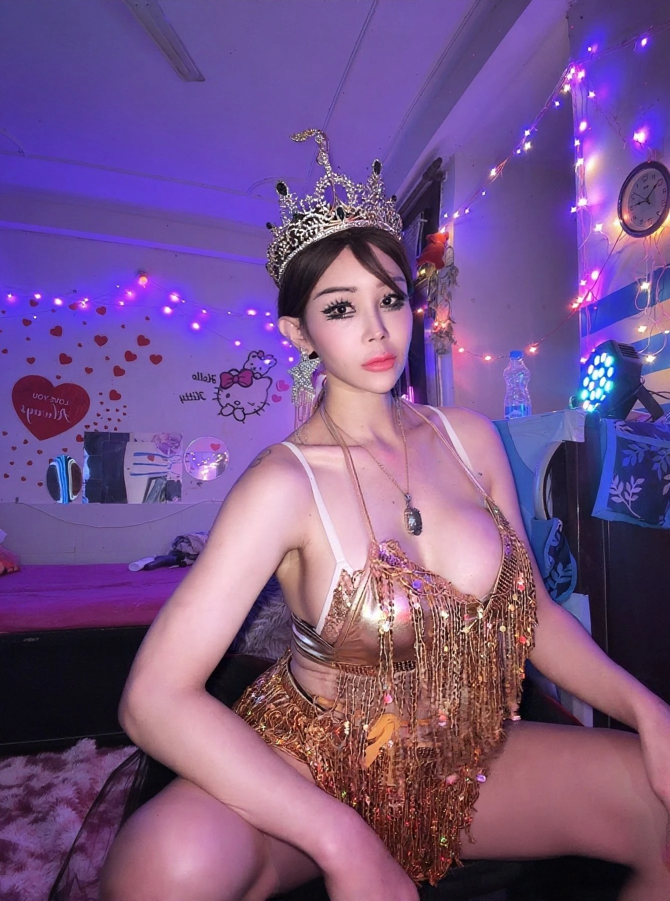 Sabina – Laotian escort in Faridabad — 28 / 31