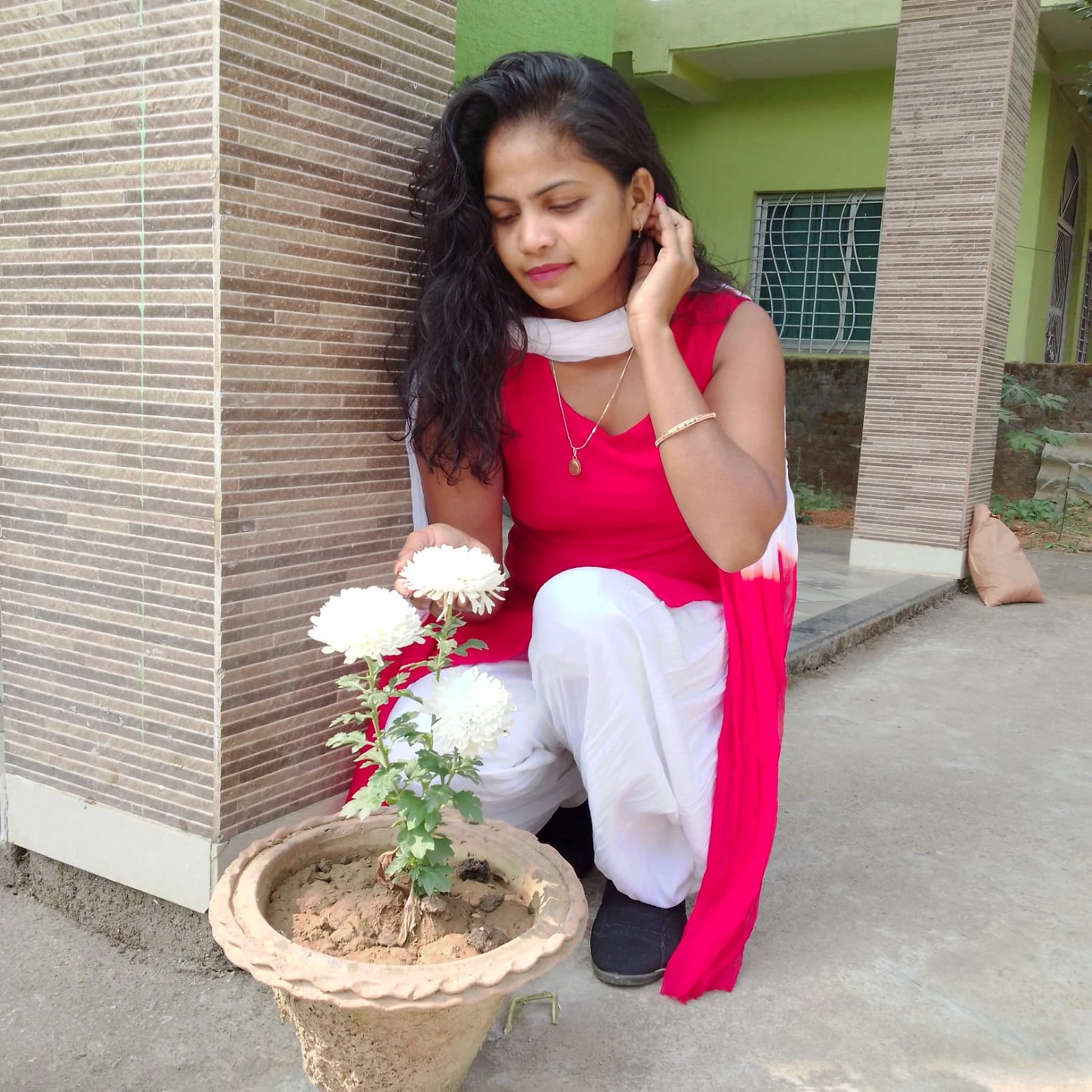 Independent Khusbu Cam & Real Meeting – Indian escort in Bangalore, Escort, Banga