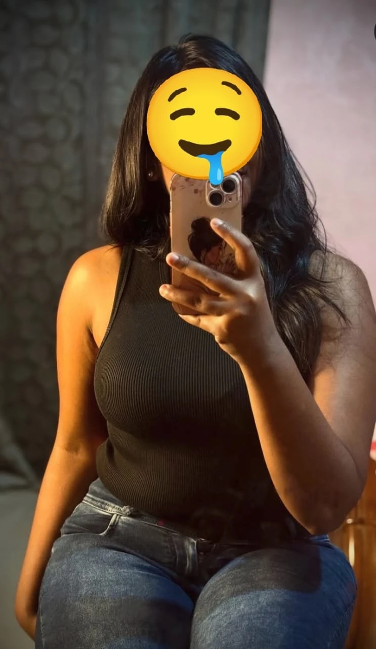 Sanvi(24@7) – Indian escort in Bangalore — 2 / 4