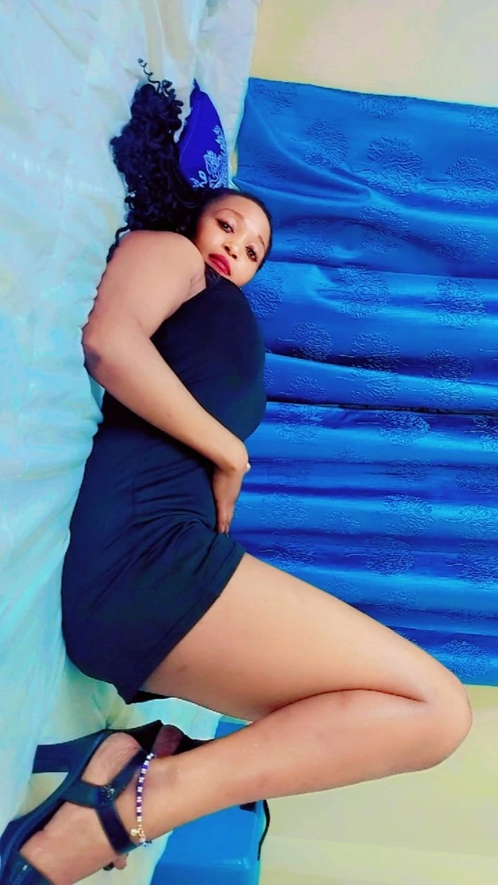 Amber – South African escort in Chennai — 2 / 7