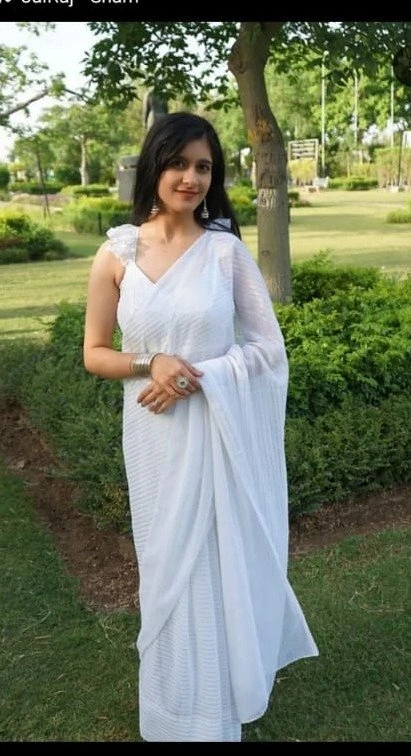 Divya Jain – Indian escort in Bangalore — 2 / 3