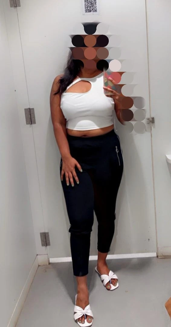Smitha Arjun – Indian escort in Bangalore — 3 / 11