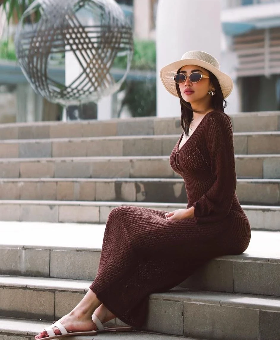 Maria – escort in Hong Kong — 2 / 5