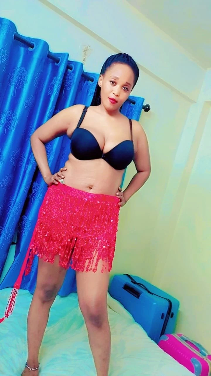 Amber – South African escort in Chennai — 4 / 7