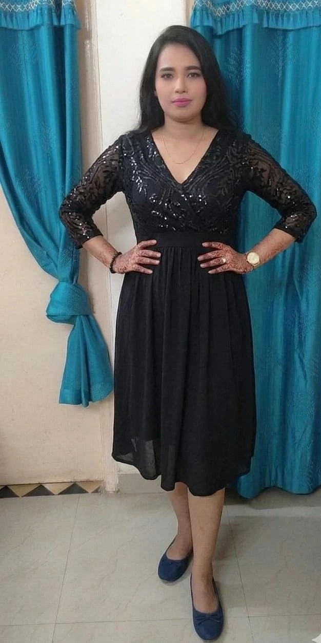 Beautiful Hifi college student – escort in Bangalore — 7 / 10