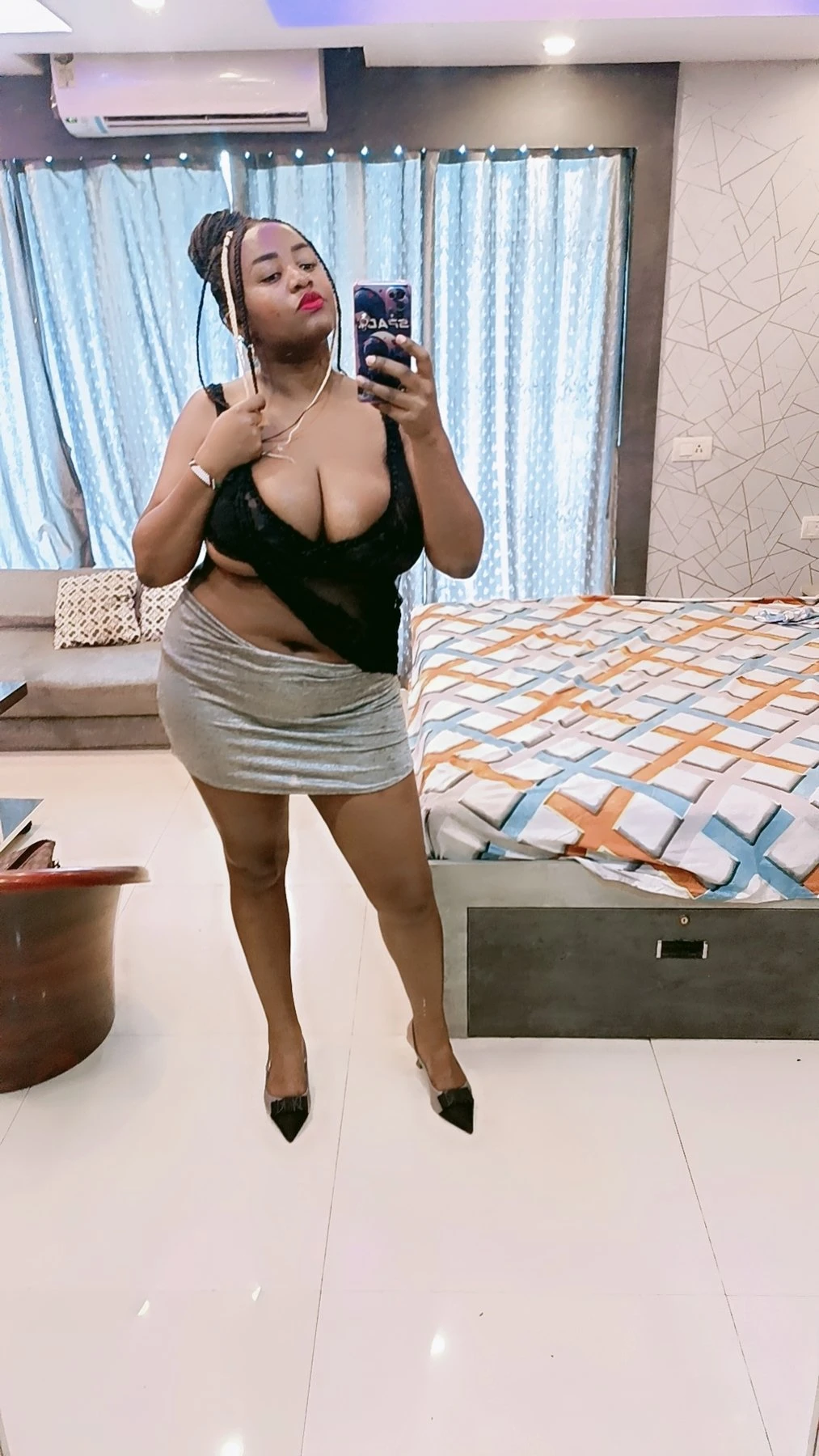 Mika R – South African escort in Ahmedabad — 4 / 6