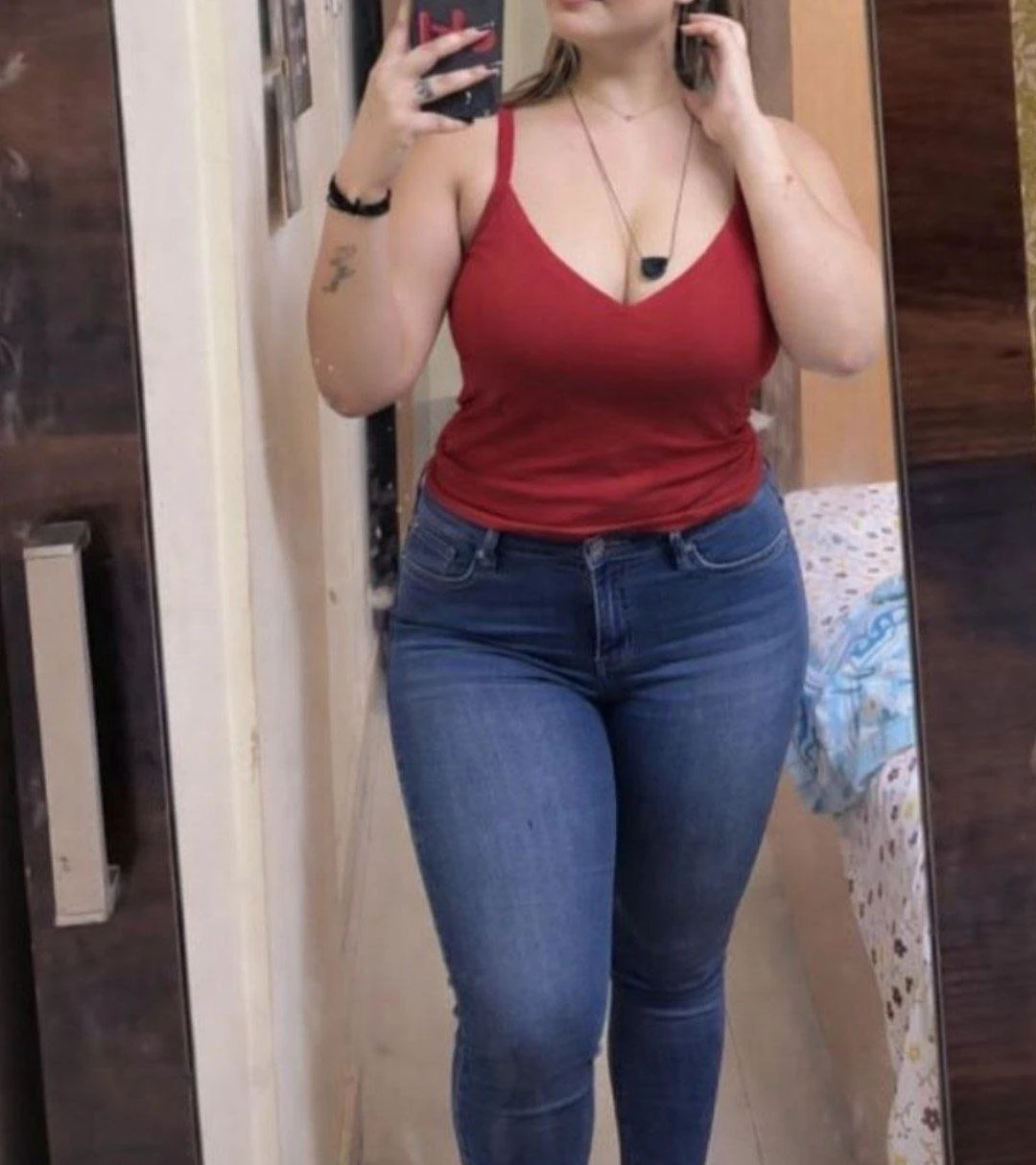 Somiya Sharma – escort in Bangalore — 2 / 4