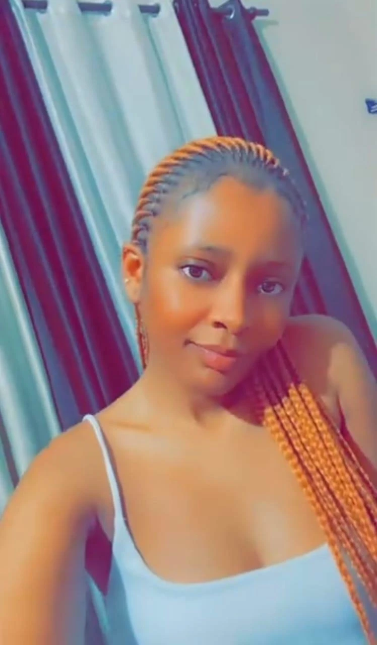 Helen – South African escort in Chandigarh — 1 / 4