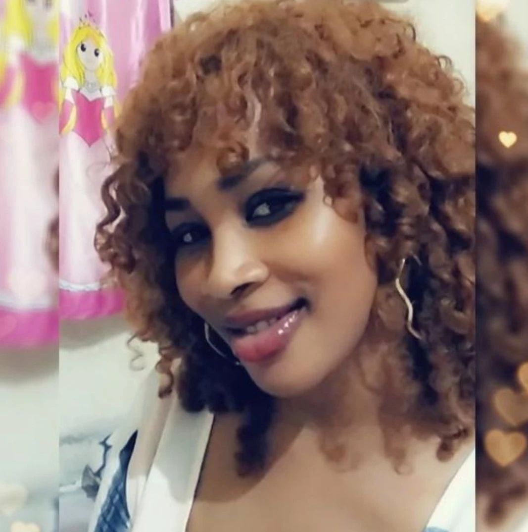 Lia – Rwandan escort in Bhopal — 5 / 6