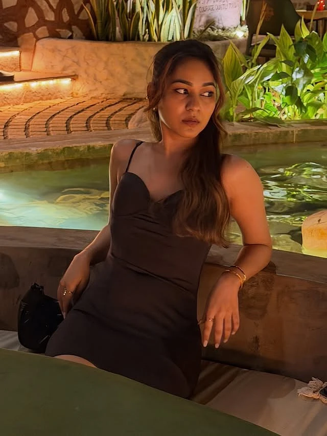 Mega – Indian escort in Ahmedabad — 5 / 8