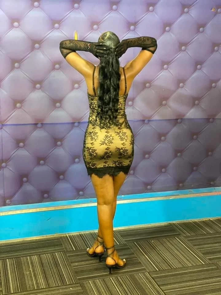 Elida – South African adult performer in Chandigarh — 2 / 4