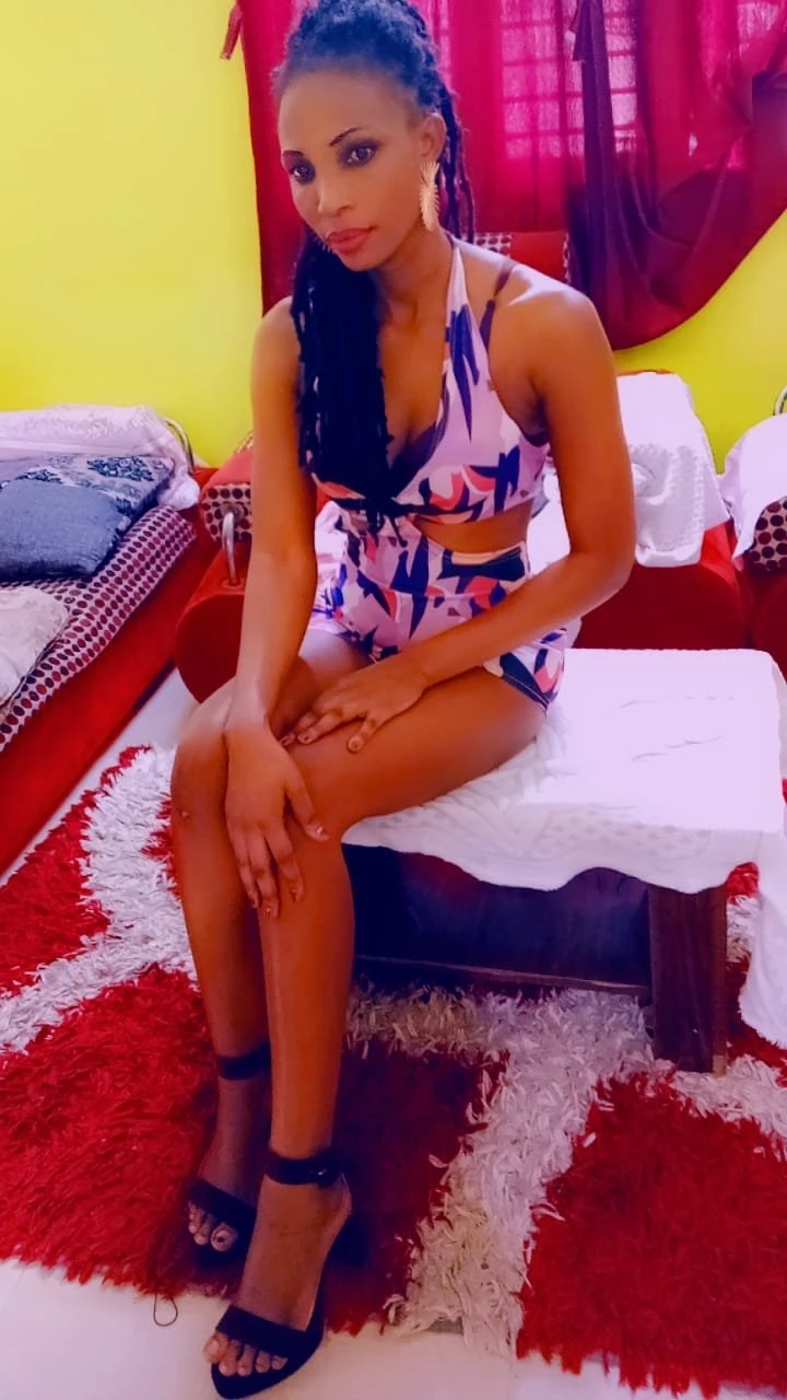 Sexy Kelly in Electronic city – Zambian escort in Bangalore — 5 / 7