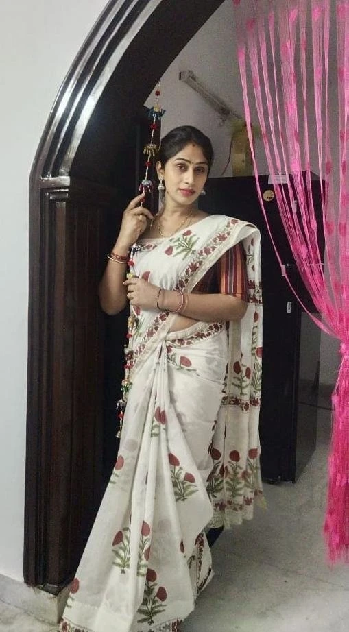 Aishwarya – Indian escort in Bangalore, Escort, Banga