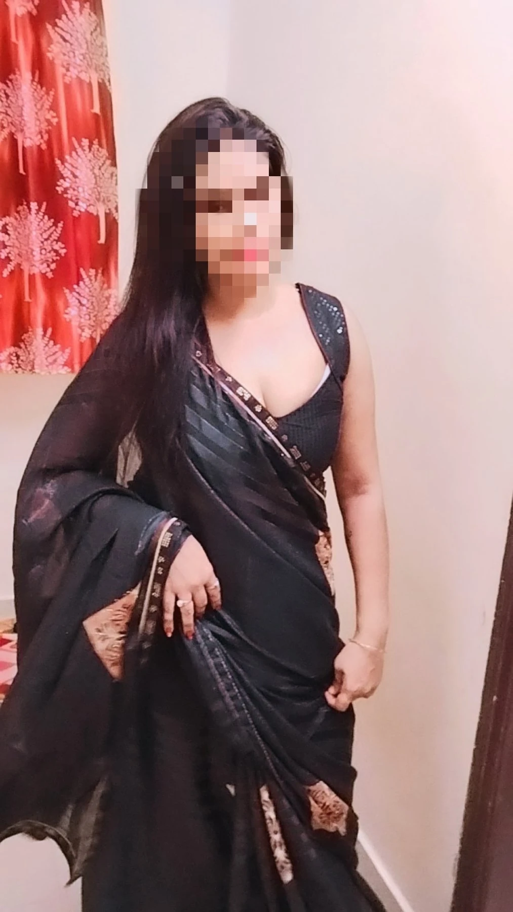 Saniya – Indian escort in Bangalore — 2 / 7