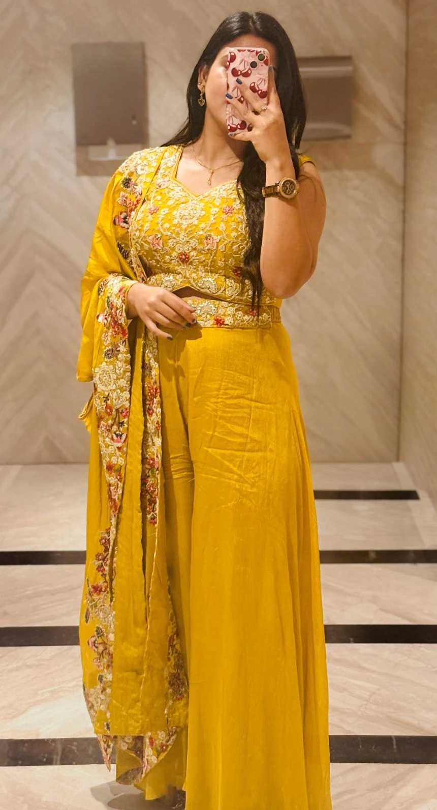 Mahi for Real Meet & Cam Show – Indian escort in Ahmedabad — 1 / 2
