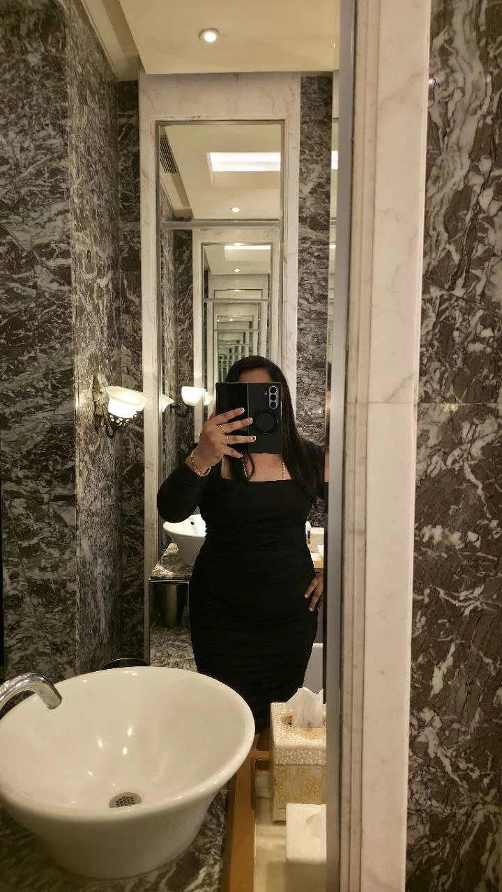 Sandhiya – Indian escort in Bangalore — 3 / 5