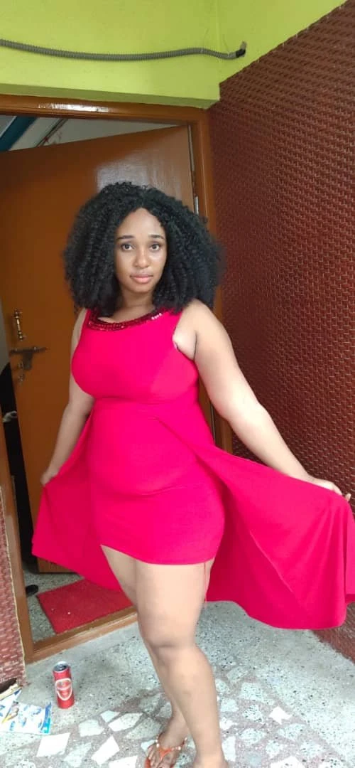 Shalon – South African escort in Bangalore — 2 / 5