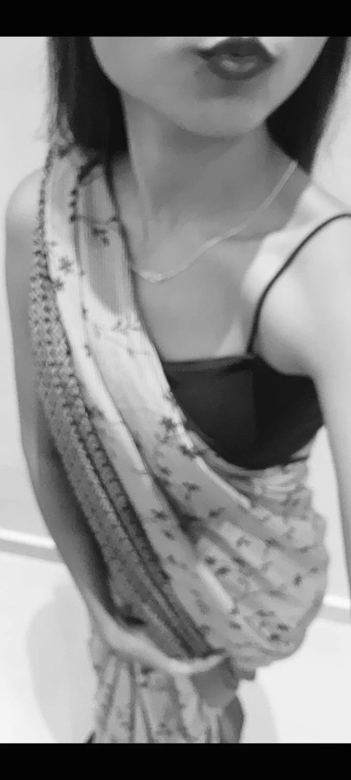 Roshni (Cam Service With Free Demo) – escort in Bangalore — 2 / 3