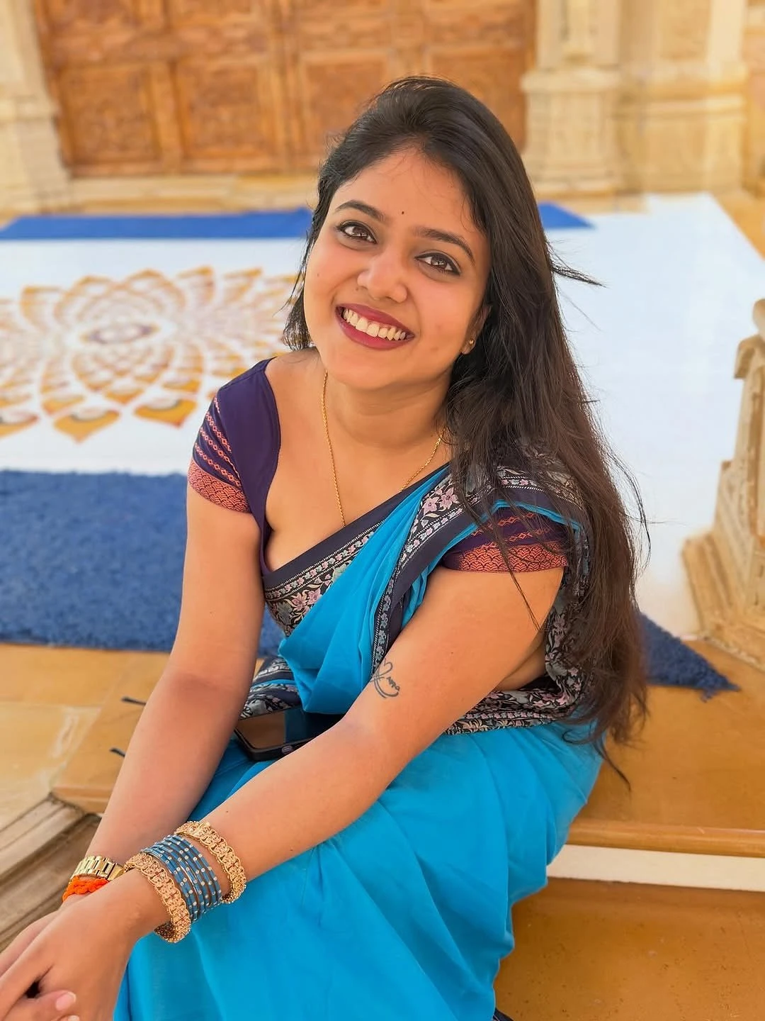 Nidhi – Indian escort in Coimbatore — 2 / 4