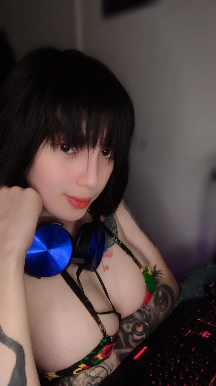 Nika ( Camshow Only ) – Filipino escort in Bangalore — 13 / 25