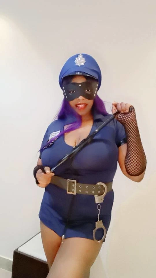 Kiraa – escort in Hong Kong — 3 / 4