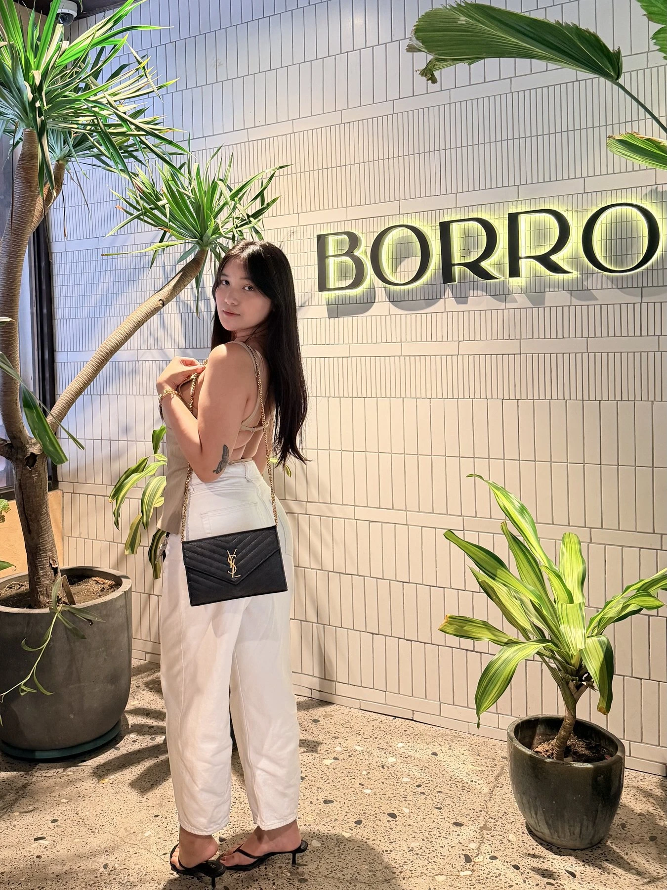 Chiena – Malaysian escort in Hong Kong — 13 / 17