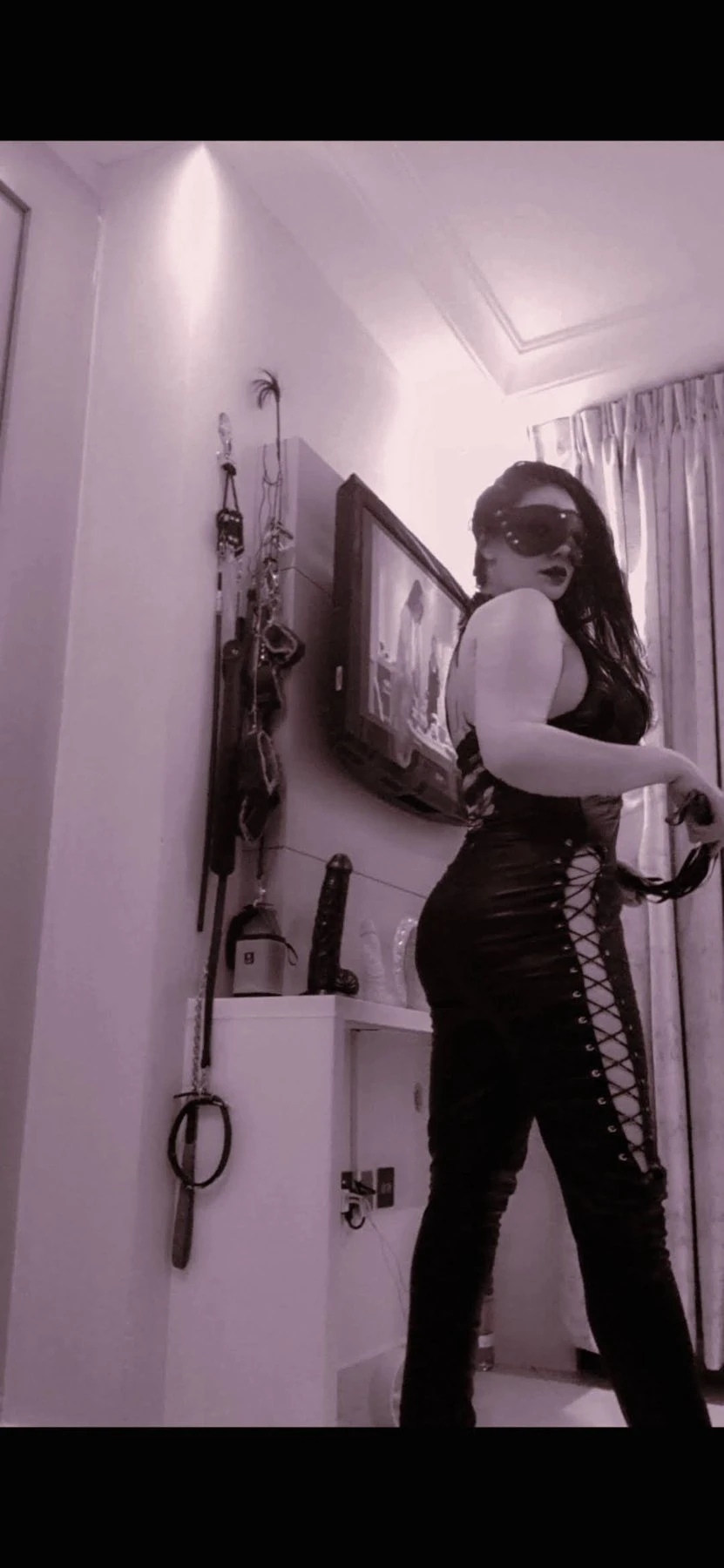 Mistress Ayka – Azerbaijani escort in Baku — 14 / 21