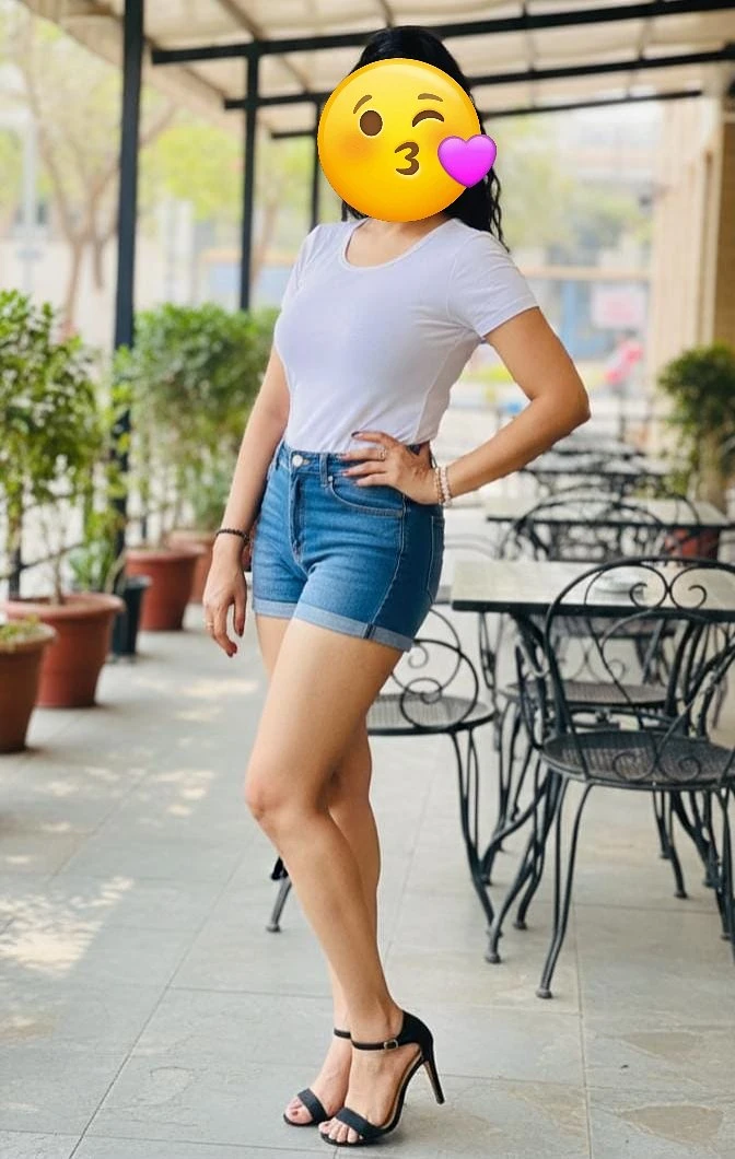 House Wife Young Girl Available – Indian escort in Bangalore, Escort, Banga
