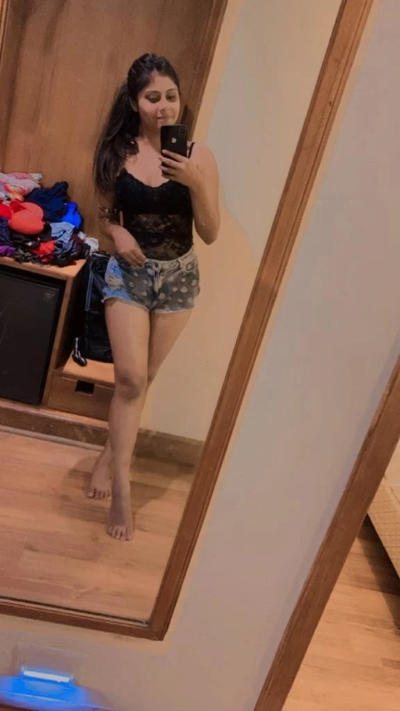 Ruchi Singh – Indian escort in Bangalore — 6 / 7