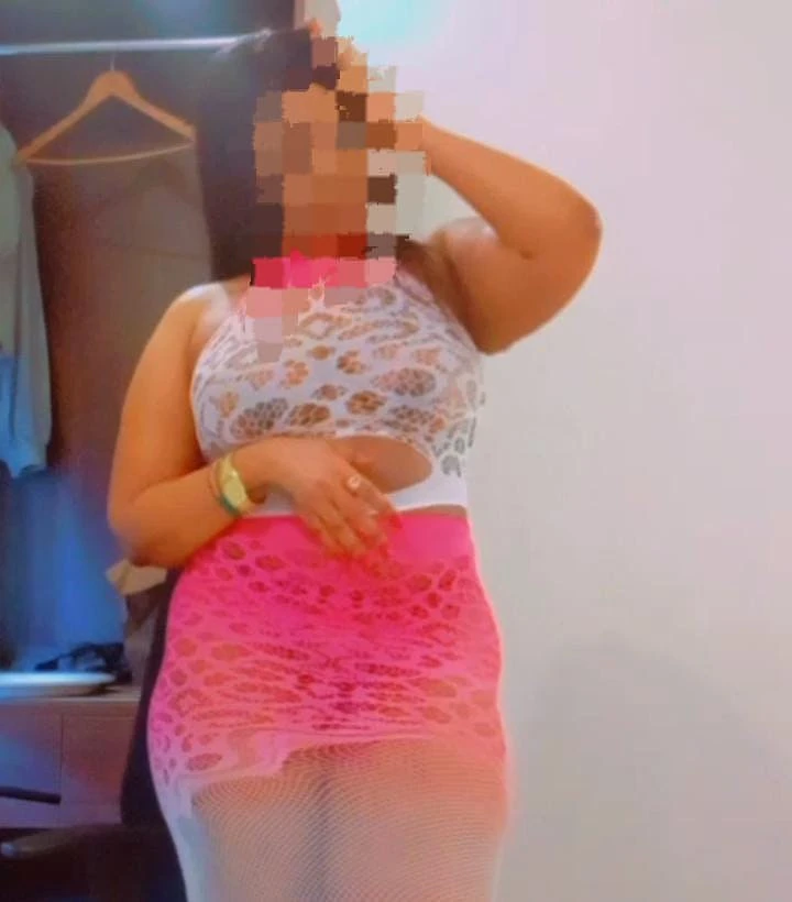 Amber queen of sloppy bjs, rimming,cim – Yemenite escort in Bangalore — 2 / 5
