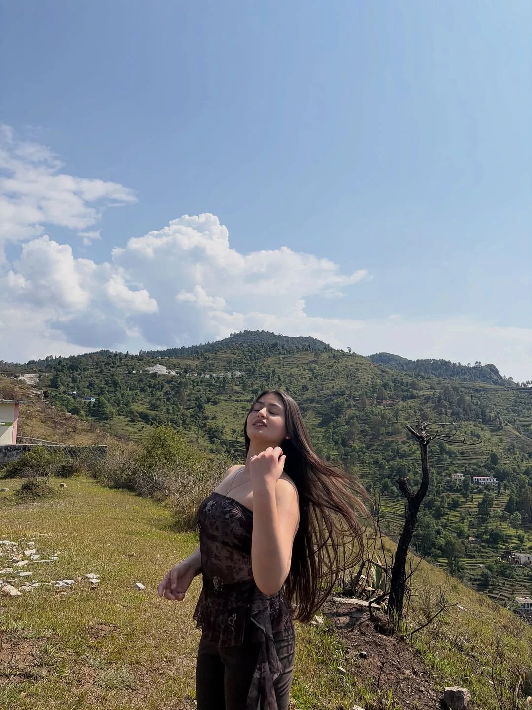 Ragini – Indian escort in Coimbatore — 2 / 4