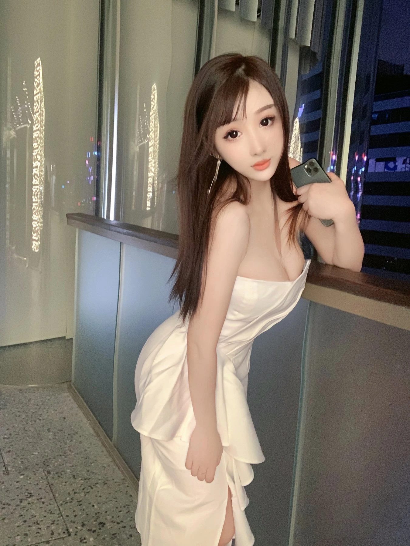 Soso – Chinese masseuse in Hong Kong — 2 / 6