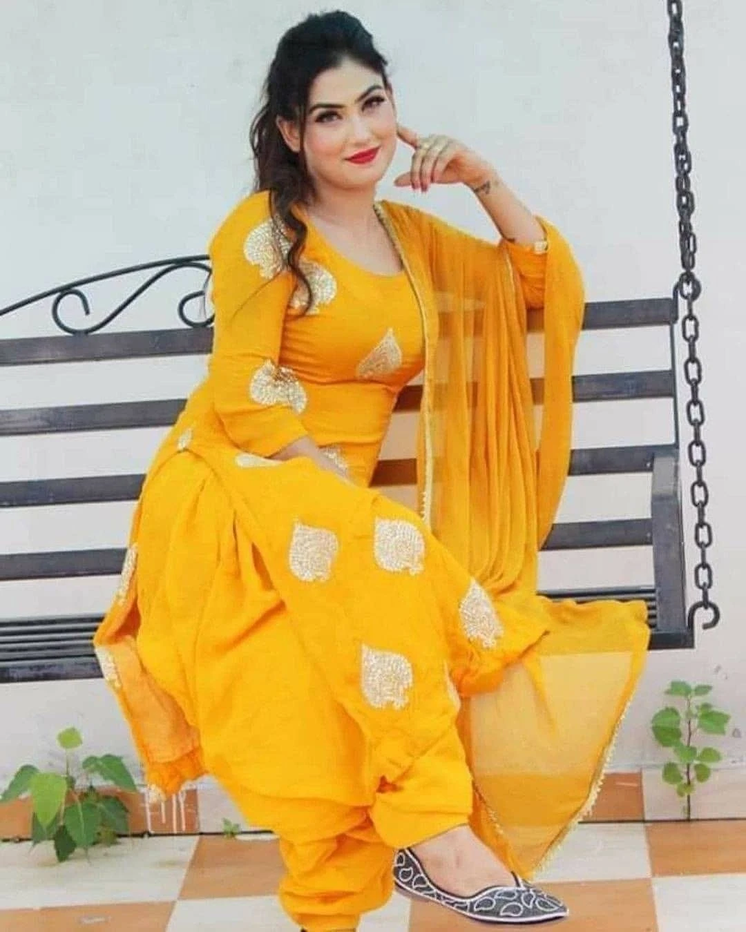 AMRITSAR PREET 𝟵𝟴𝟴𝟴𝟴𝟴𝟲𝟓𝟴𝟑 – Indian escort in Amritsar — 3 / 5