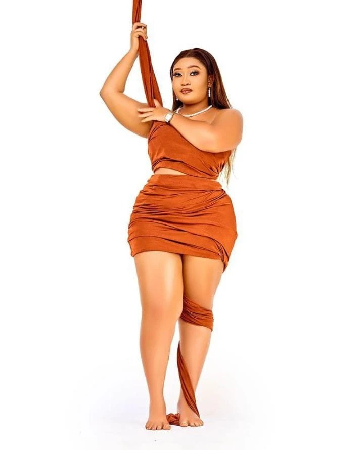 Skyner – South African escort in Dehradun, Uttarakhand — 3 / 5