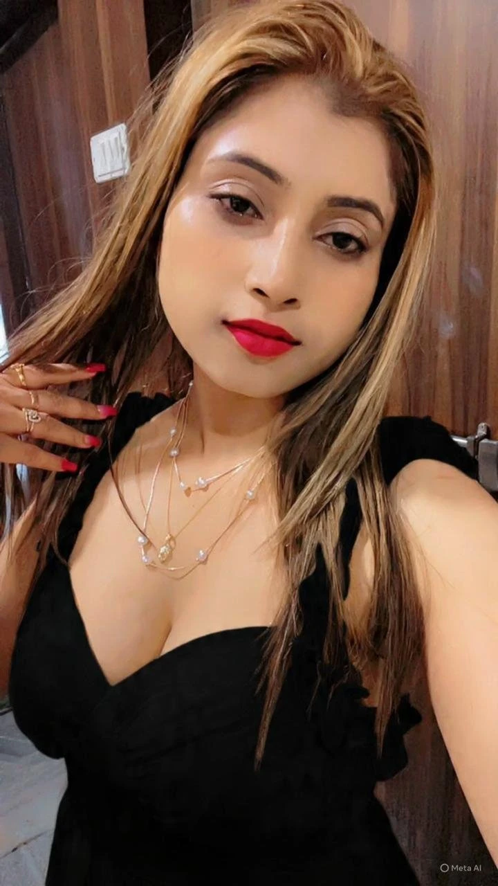 Classy&Exotic Rashmika!Beauty wt Brains! – Indian escort in Candolim, Goa — 5 / 7