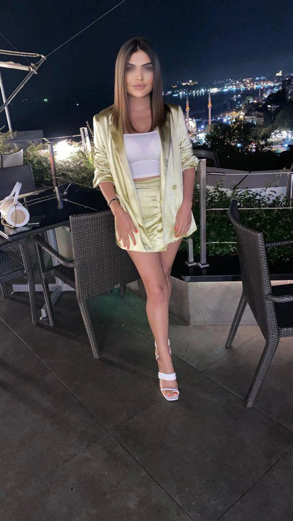 ALINA Tight Tunnel – Brazilian escort in Hong Kong — 4 / 11