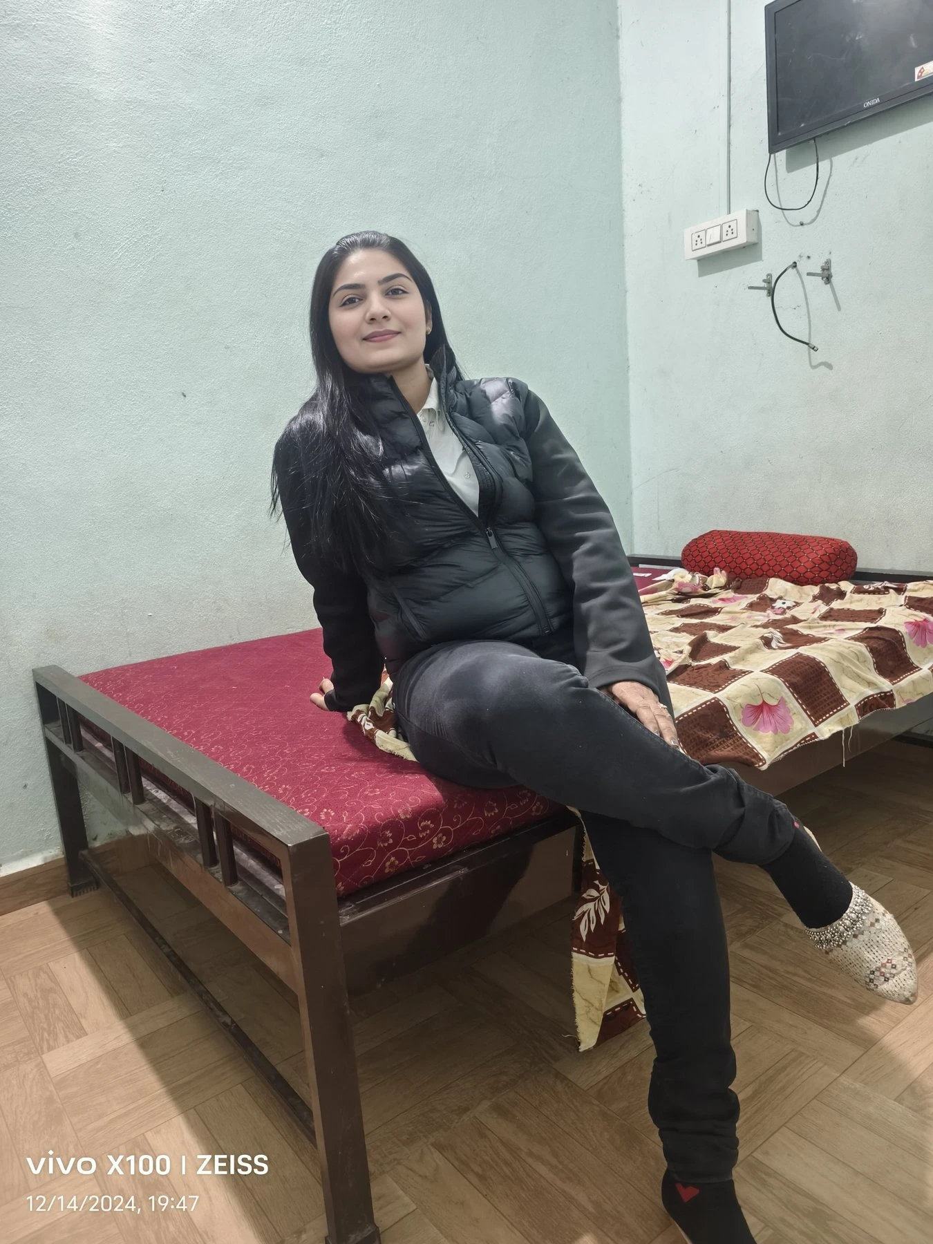 indipendent nude cam/ real meet – Indian escort in Ahmedabad — 5 / 7