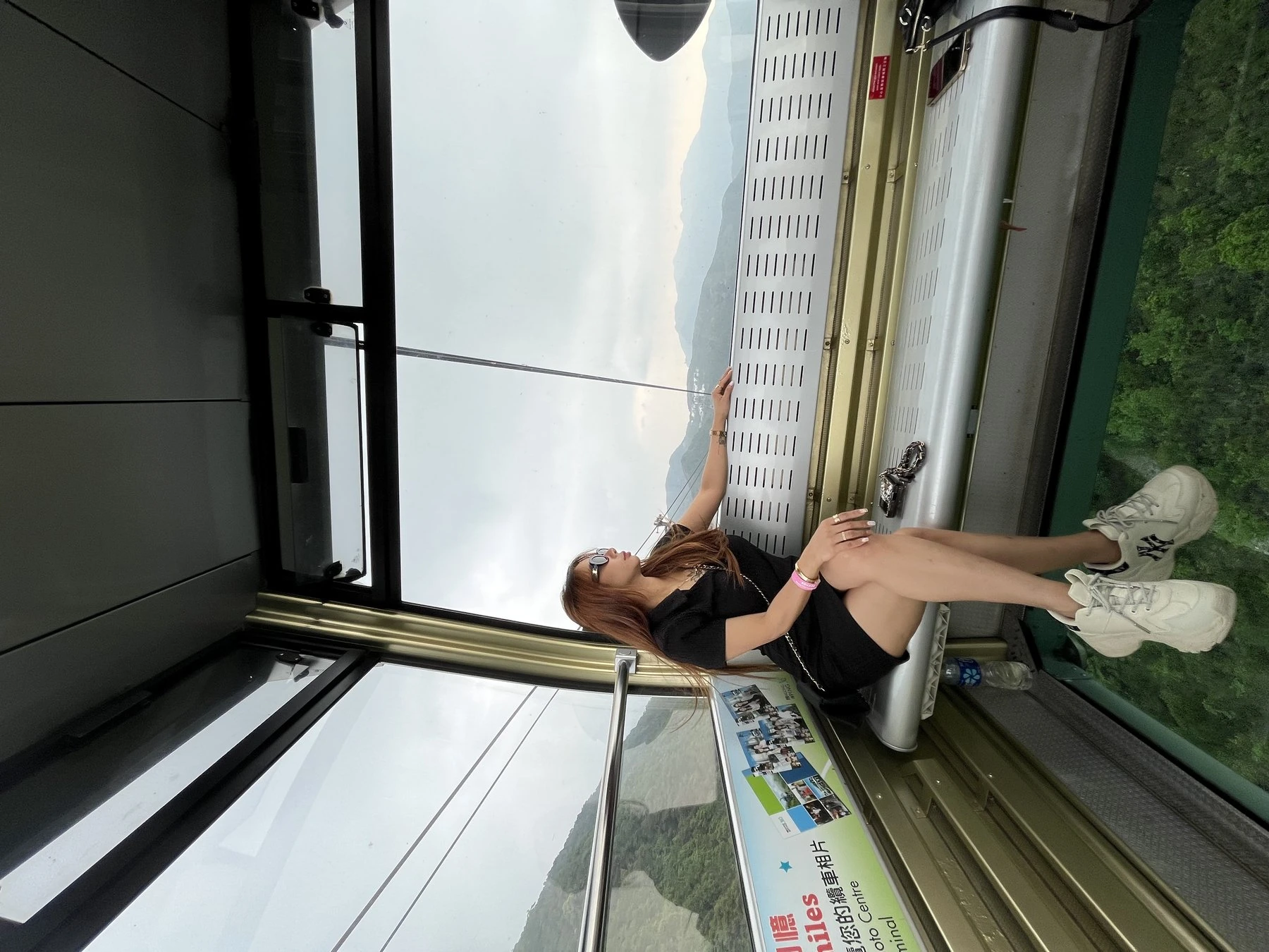 Samantha – Filipino escort in Hong Kong — 7 / 11