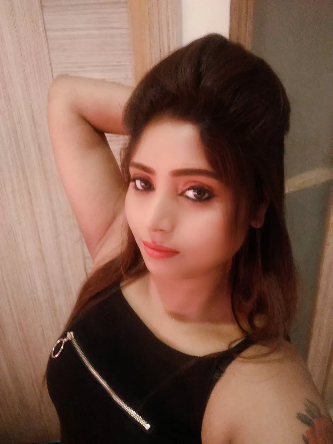 AmazinglyBeautiful&Sensuous Radhikaa@BLR – Indian escort in Bangalore — 8 / 9