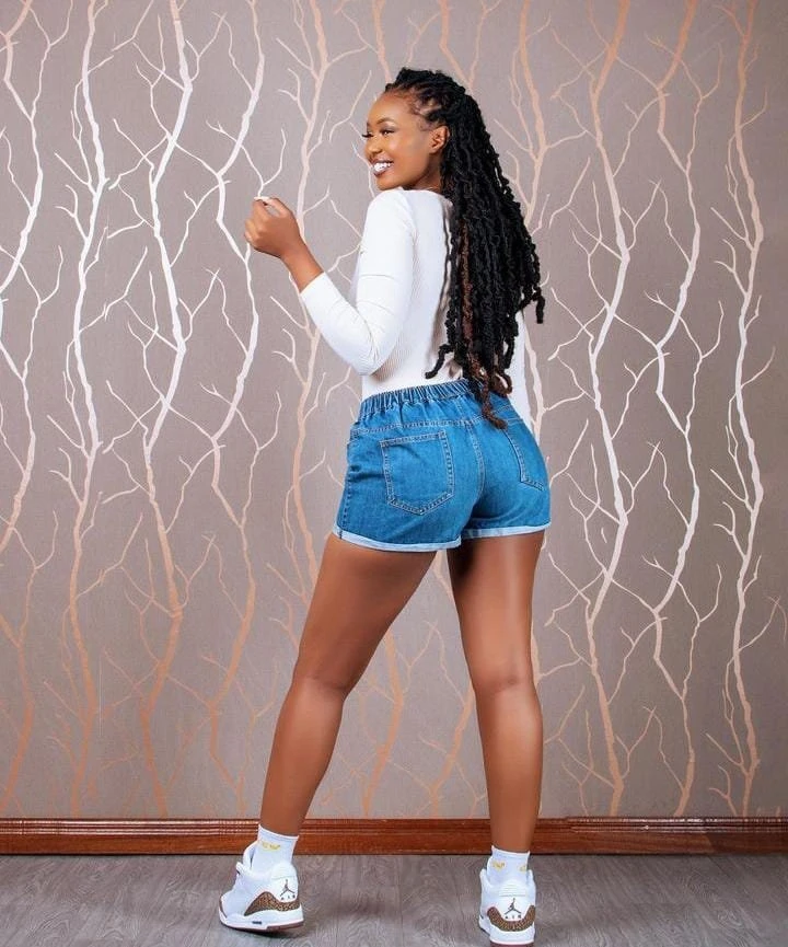 Solange – South African escort in Bangalore — 3 / 4