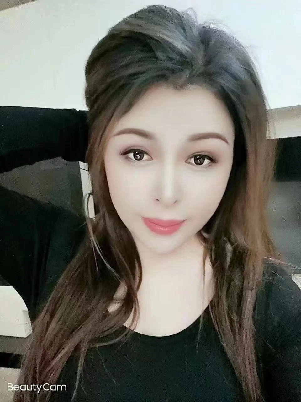 Dingzhi – Chinese escort in Tirana — 6 / 7