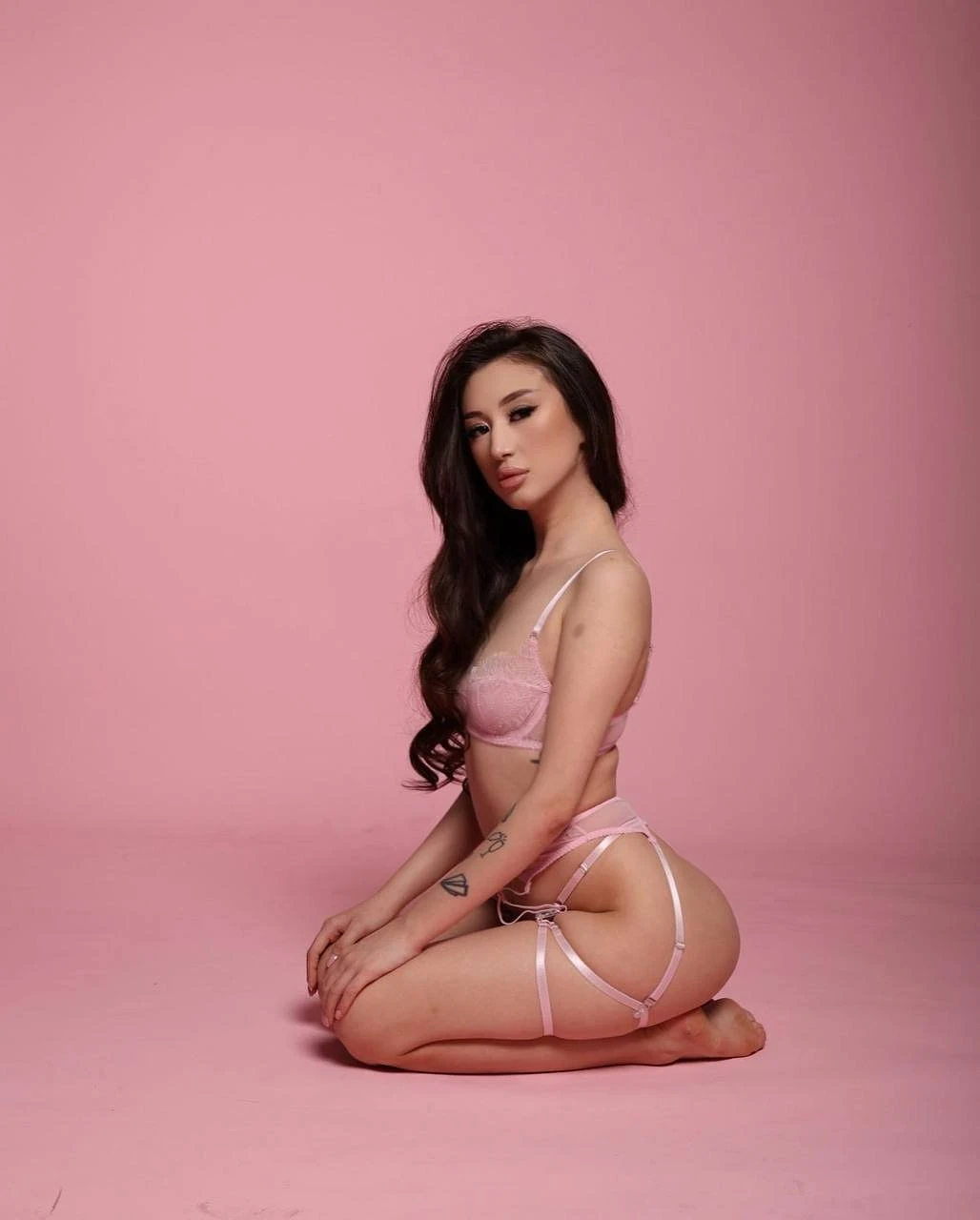 Adema Addictive Curves – Kazakhstani escort in Hong Kong, Escort, Hong Kong