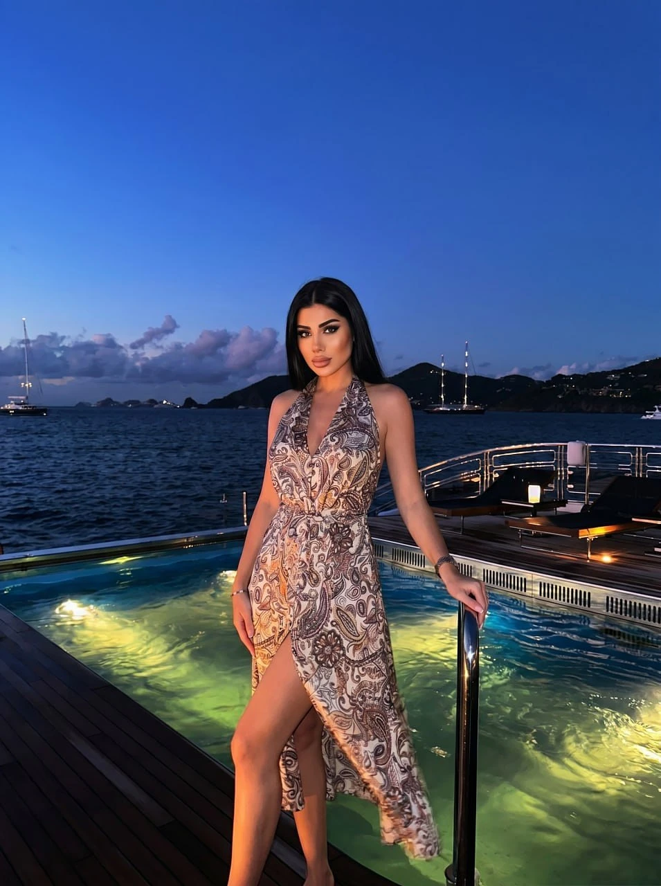 Olivia – Russian escort in Hong Kong — 5 / 8