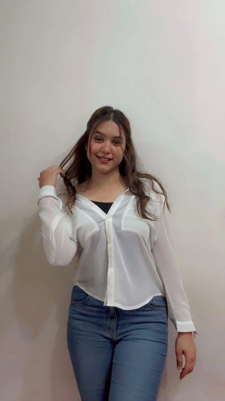 Niharika 98733 N84431 Vip Esscort Servic – Indian escort in Chandigarh, Escort, Chandigarh