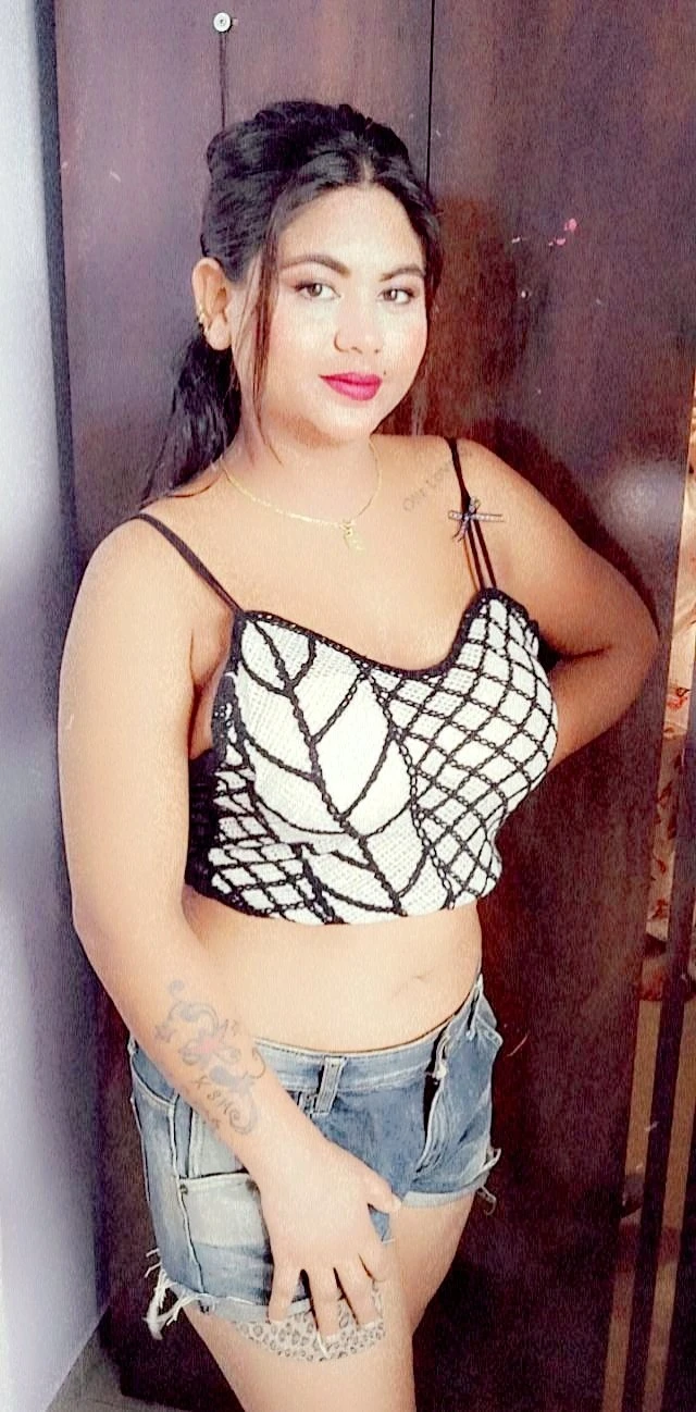 Divya – escort in Ahmedabad — 7 / 8