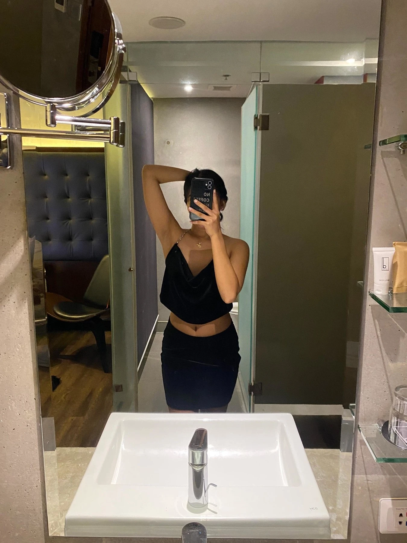 samantha – escort in Hong Kong — 3 / 8