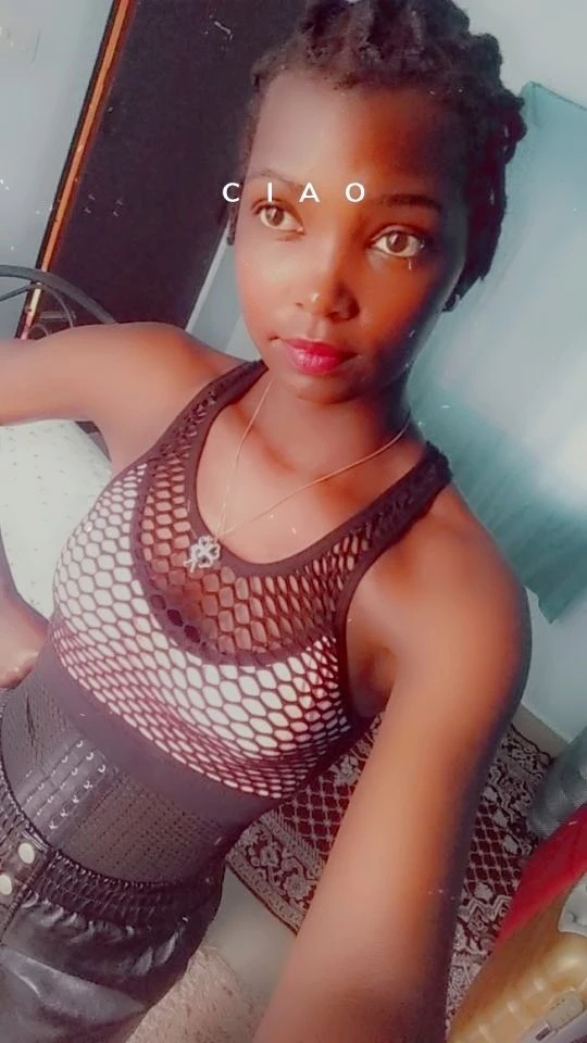 Nelly – South African escort in Bangalore — 9 / 10