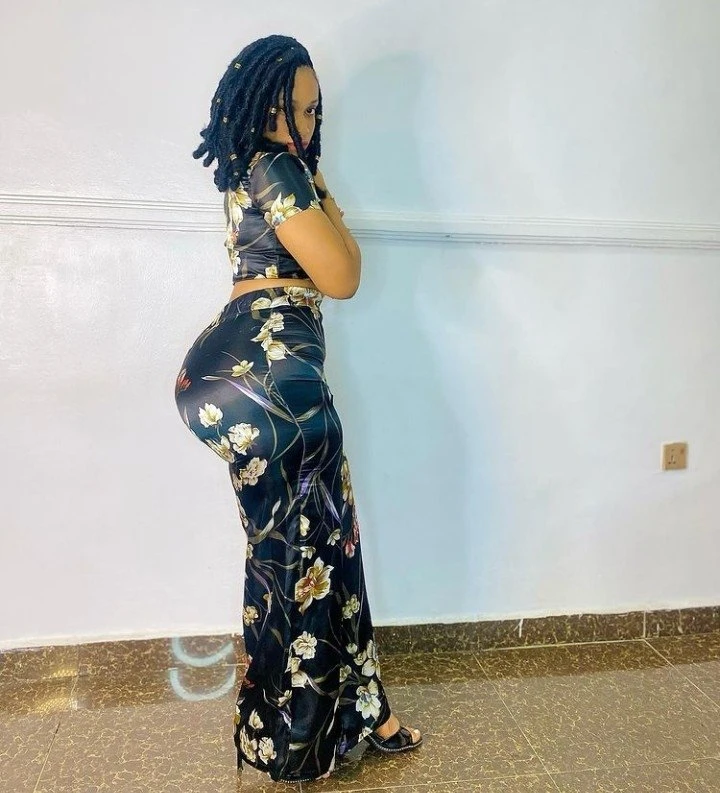 Shasha – South African escort in Bangalore — 2 / 5